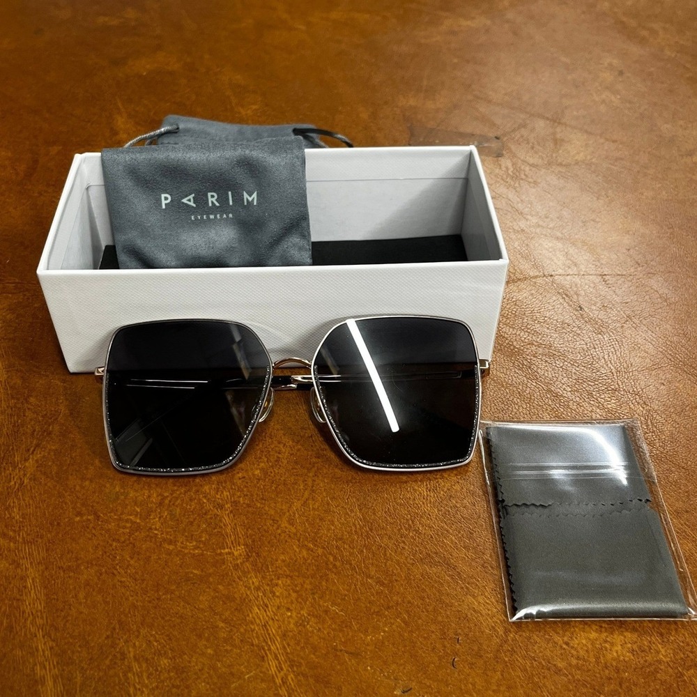 PARIM Eyewear Square Sunglasses Black Tinted Lenses UV Protection New in Box